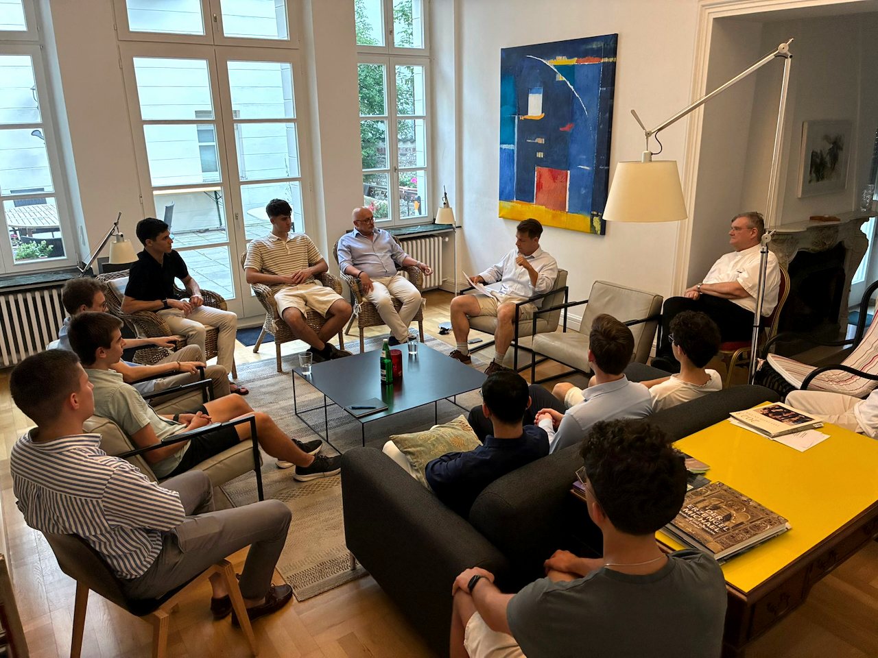 Gesprächsabend im Wohnzimmer des Bildungszentrums Erk